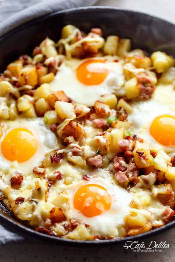 Breakfast Skillet With Cheesy Potatoes, Eggs, And Bacon