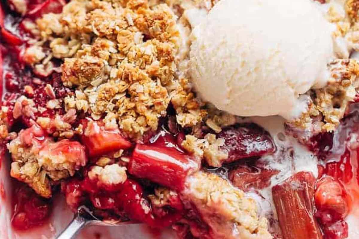 Close-up shot of Strawberry Rhubarb Crisp (Crumble).