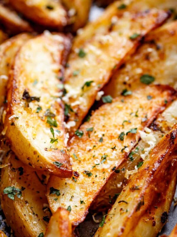 Crisp Baked Potato Wedges