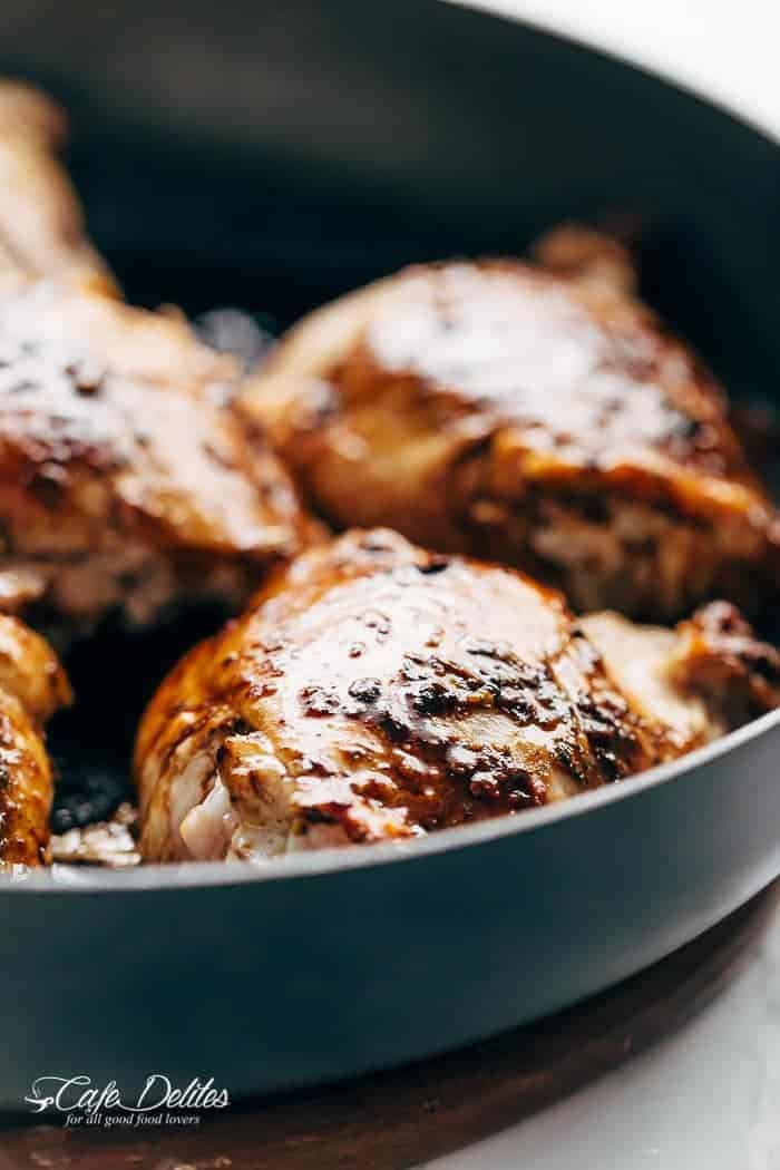 balsamic-glazed-caprese-chicken | cafedelites.com