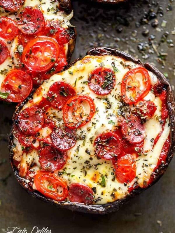 Zoom in image on 10-minute Portobello Pizzas