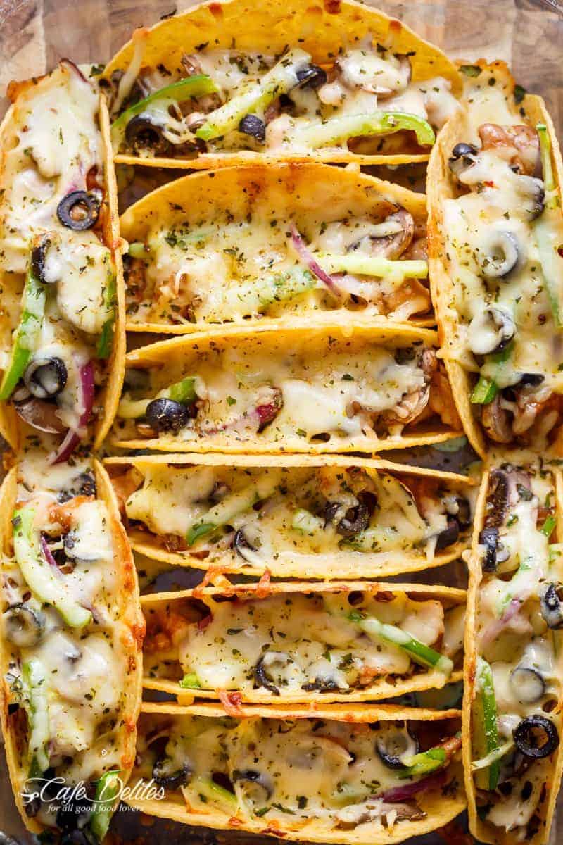 Easy Oven Baked Barbecue Chicken Pizza Tacos are full of pizza flavours Oven Baked Barbecue Chicken Pizza Tacos