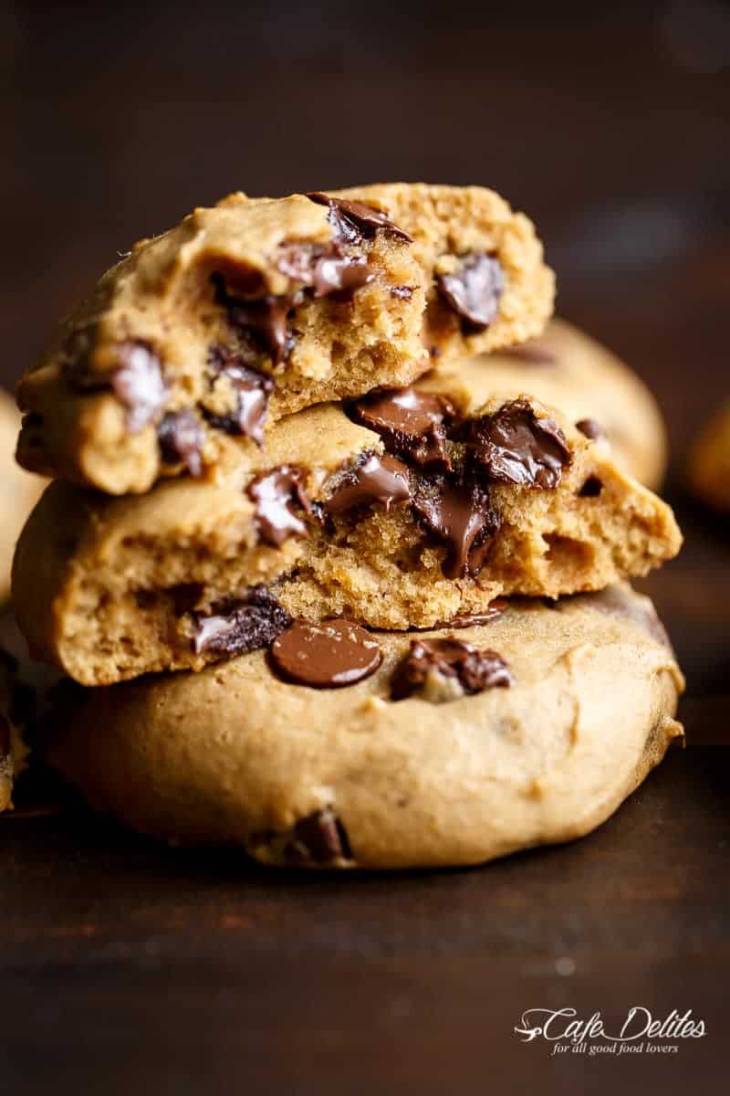 Soft Pumpkin Chocolate Chip Cookies | https://cafedelites.com