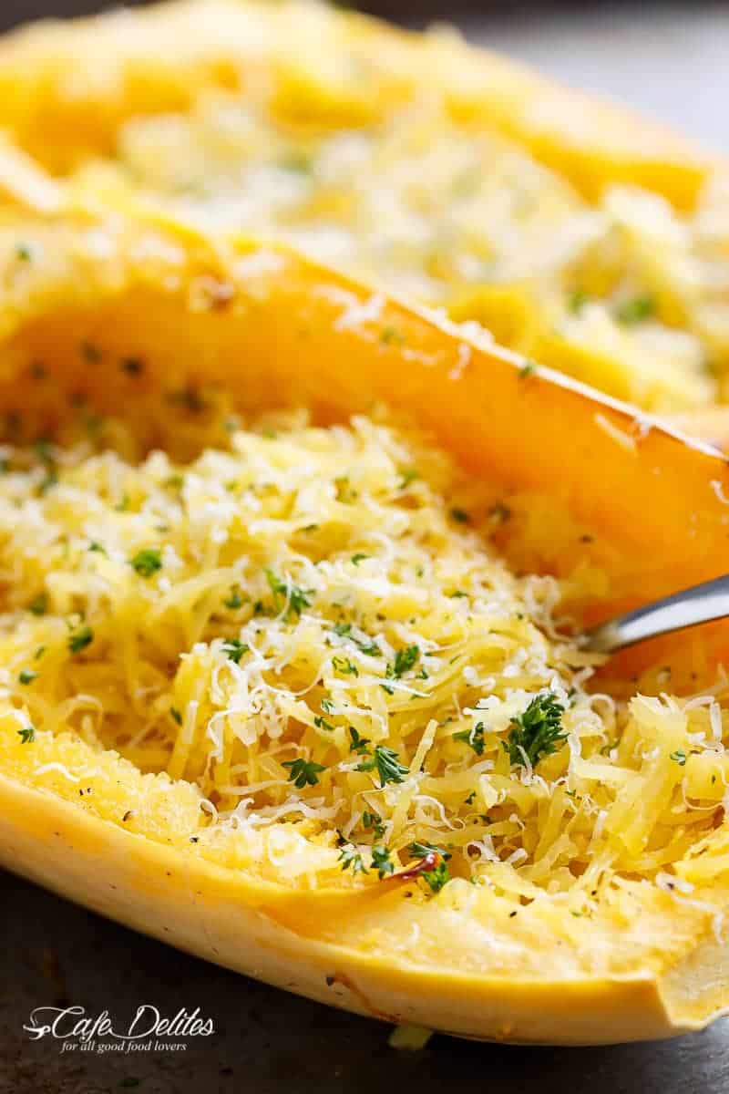 How To Cook Spaghetti Squash - Cafe Delites