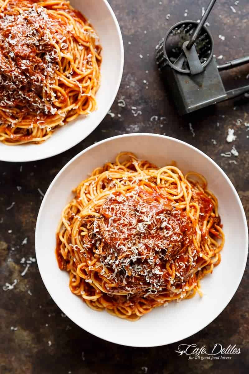 Slow Cooker Beef Ragu | https://cafedelites.com