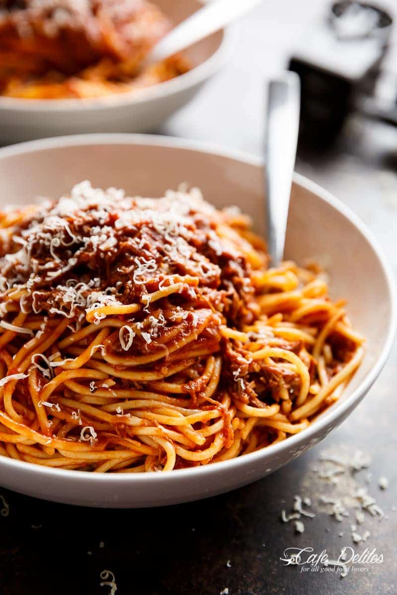 Slow Cooker Beef Ragu | https://cafedelites.com