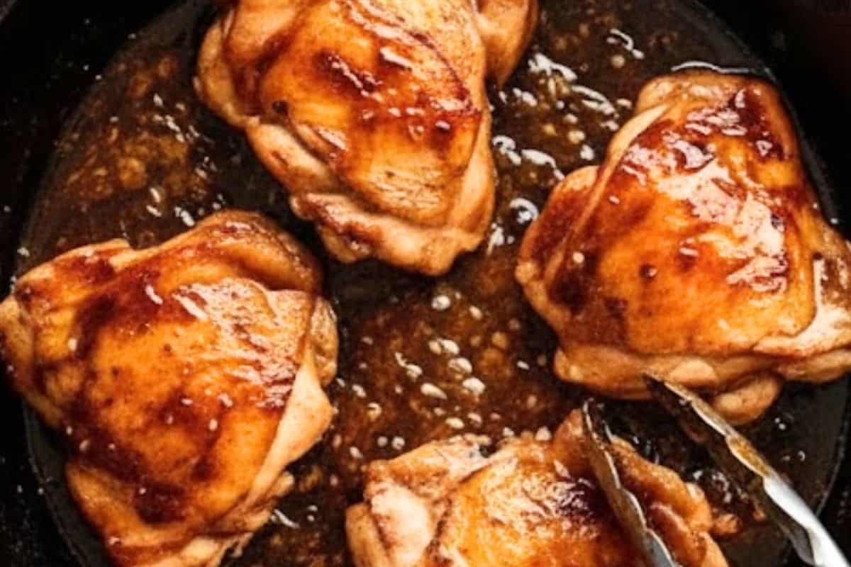 Heat oil in a skillet over medium high, sear chicken on both sides.