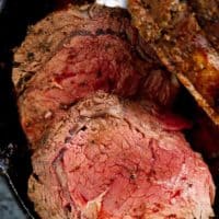 Garlic Herb Prime Rib Roast is the perfect Christmas dinner, full of flavour and ready in under one hour! | https://cafedelites.com
