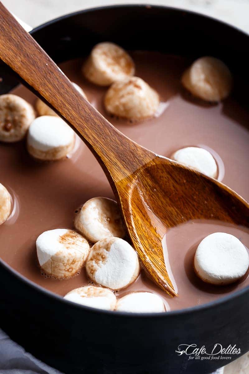 Slow Cooker Hot Chocolate - Cafe Delites