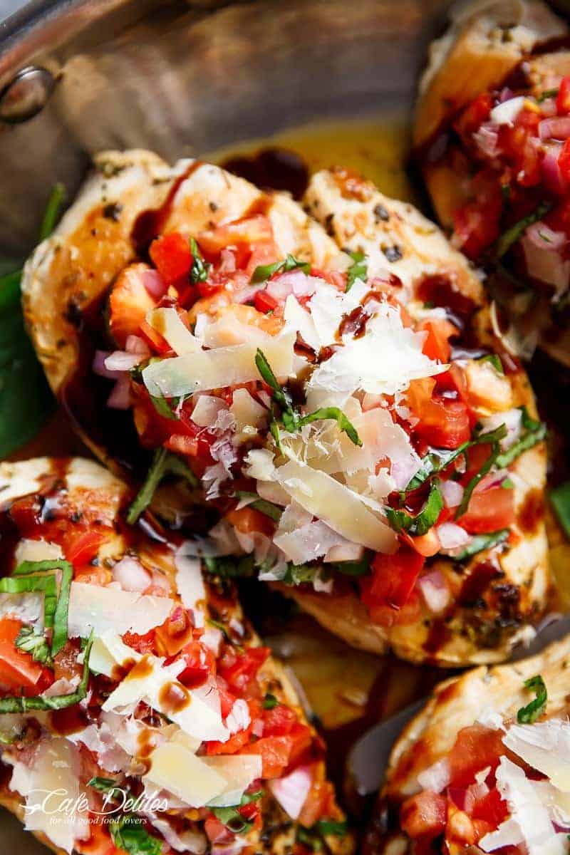 Italian Herb Bruschetta Chicken is a low carb alternative to a traditional Bruschetta Italian Herb Bruschetta Chicken