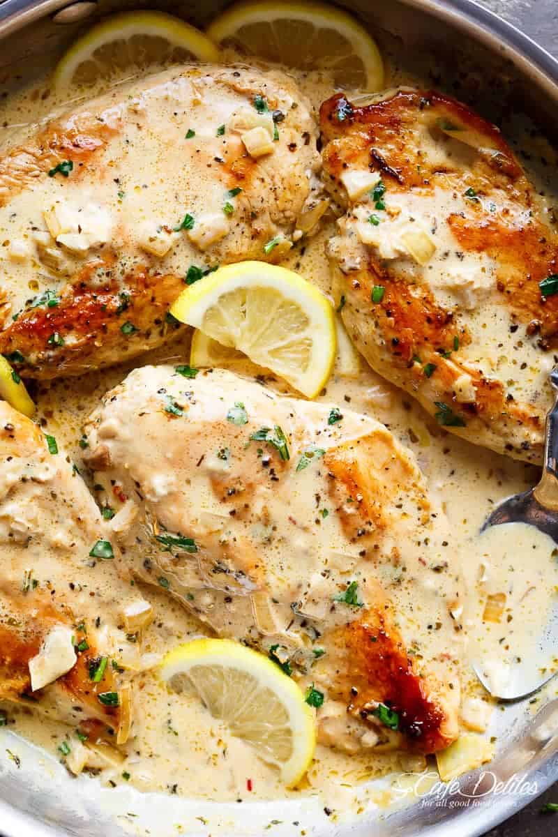 Lemon Chicken Scallopini with Lemon Garlic Cream Sauce combines two recipes into one: lemon garlic chicken AND a lemon garlic cream sauce to keep the flavours going! | https://cafedelites.com