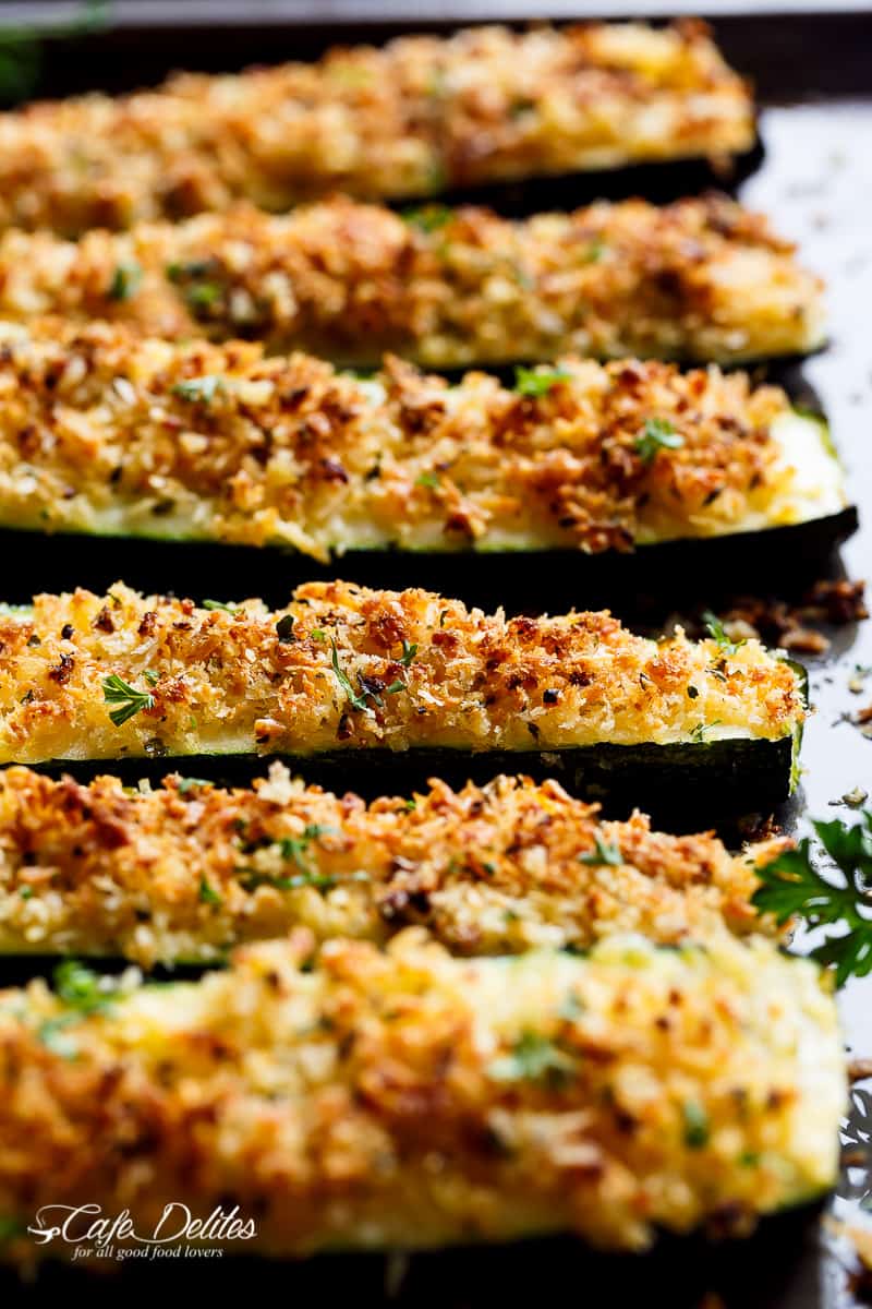 Crispy Parmesan Zucchini are so easy to make Parmesan Zucchini