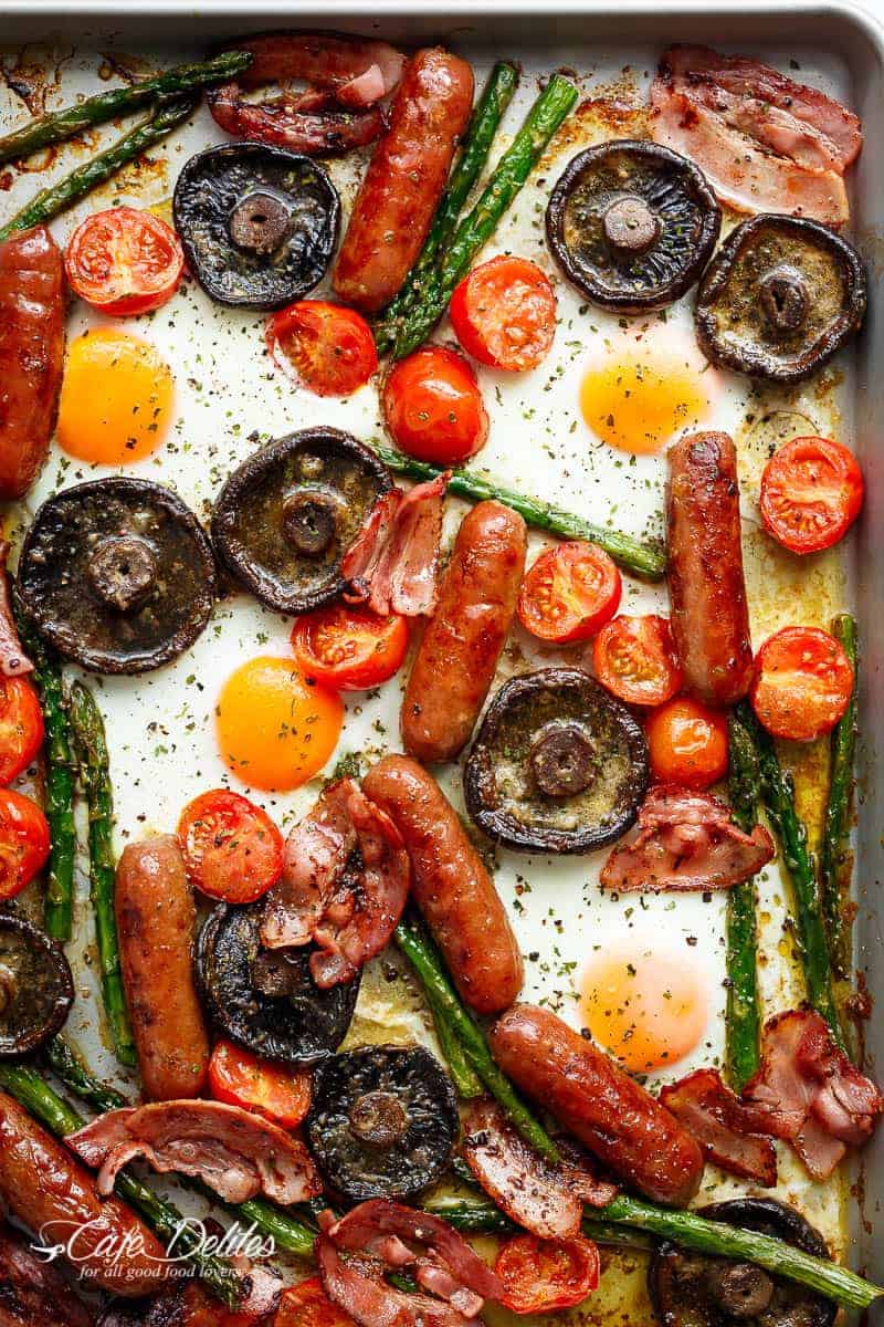 Sheet Pan Full Breakfast complete with eggs, bacon, sausages, tomatoes, asparagus, and GARLIC BUTTER MUSHROOMS! And only one pan to wash up! | https://cafedelites.com