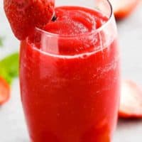 Strawberry Rosé Slushies is THE best way to BEAT THE HEAT! If you love a great drink, this 2-ingredient slushy is for you! | https://cafedelites.com