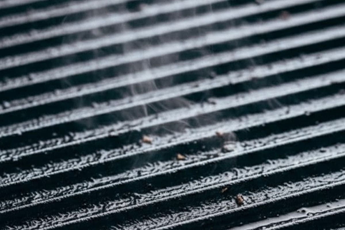 Warm your grill plates over medium heat.