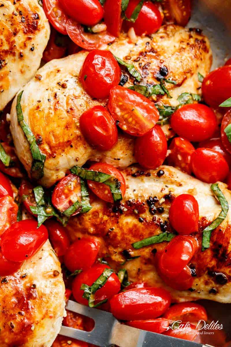 Garlic Tomato Basil Chicken is quick to whip up without compromising on flavour Garlic Tomato Basil Chicken