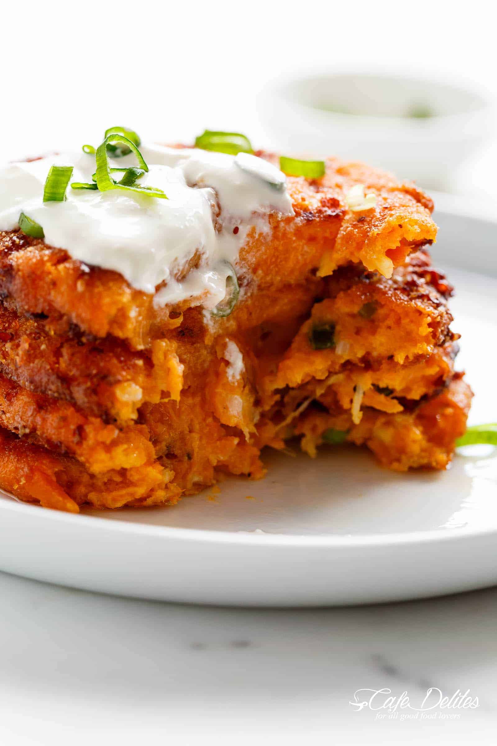 Cheesy Mashed Sweet Potato Cakes are the perfect snack Cheesy Mashed Sweet Potato Cakes