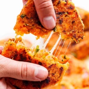 Cheesy Mashed Sweet Potato Cakes are Cheesy on the inside, so crispy on the outside, and so easy to make!