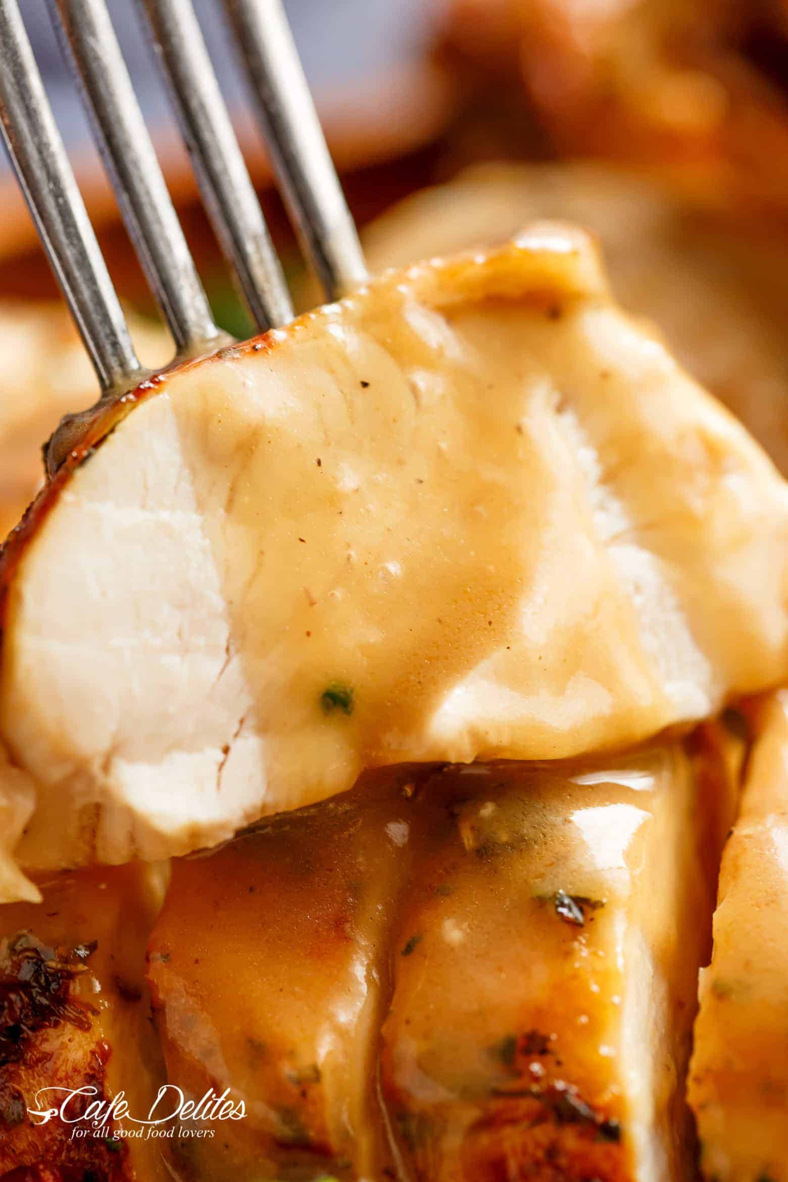 Crispy Skin Slow Cooker Turkey is THE MOST succulent Turkey Crispy Skin Slow Cooker Turkey ( Homemade Gravy)