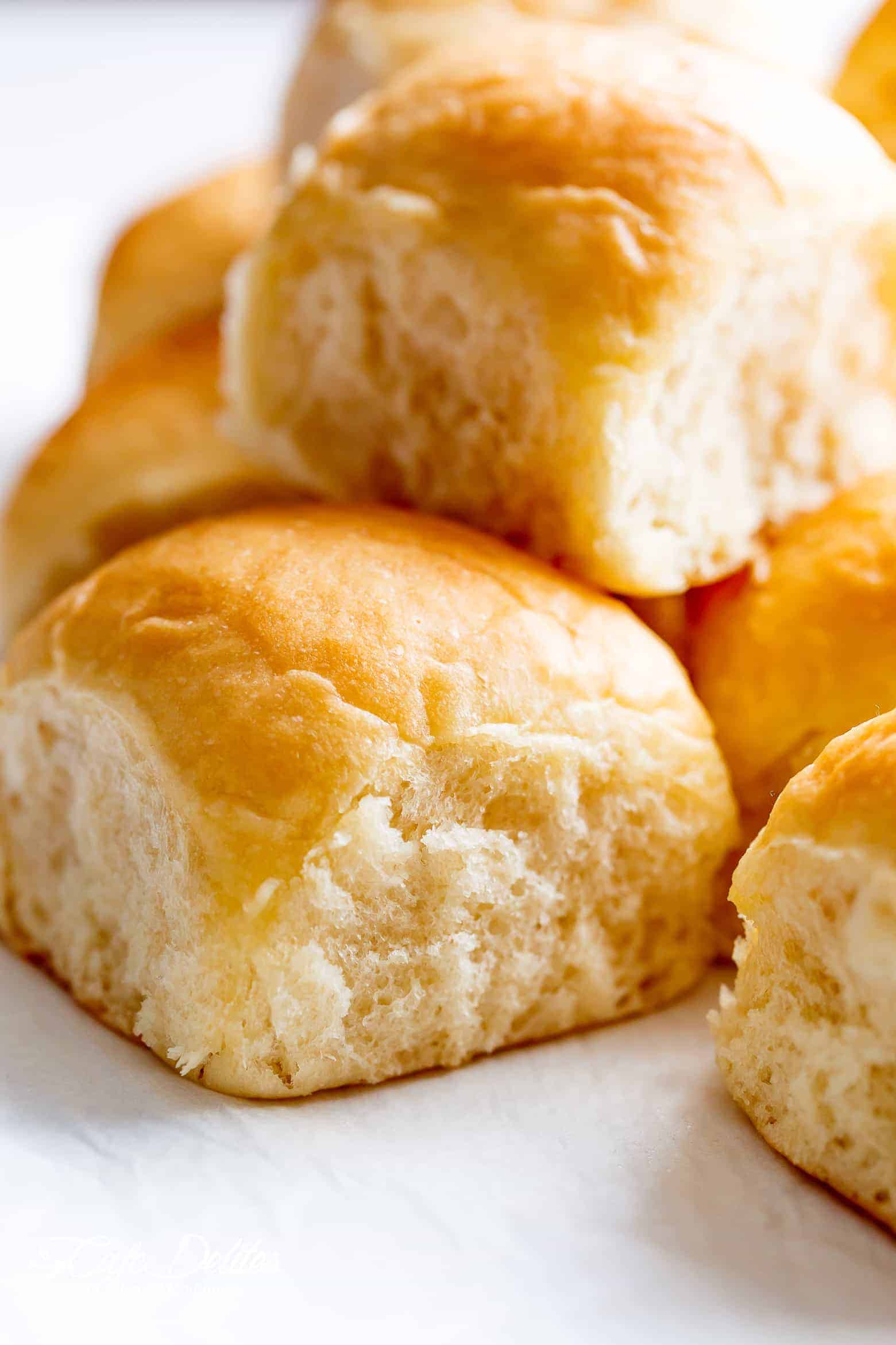 EASY DINNER ROLLS RECIPE