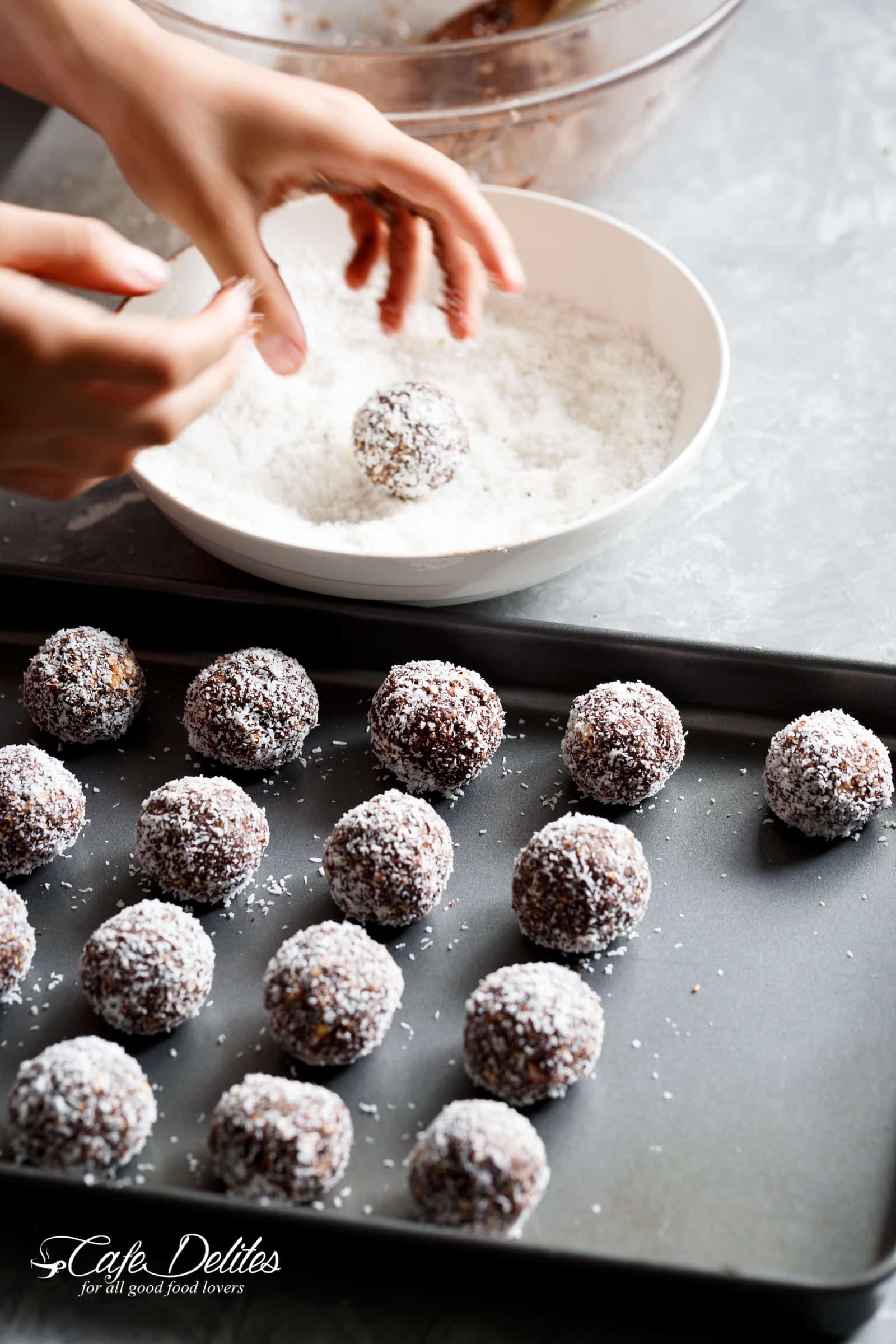 easy chocolate coconut balls