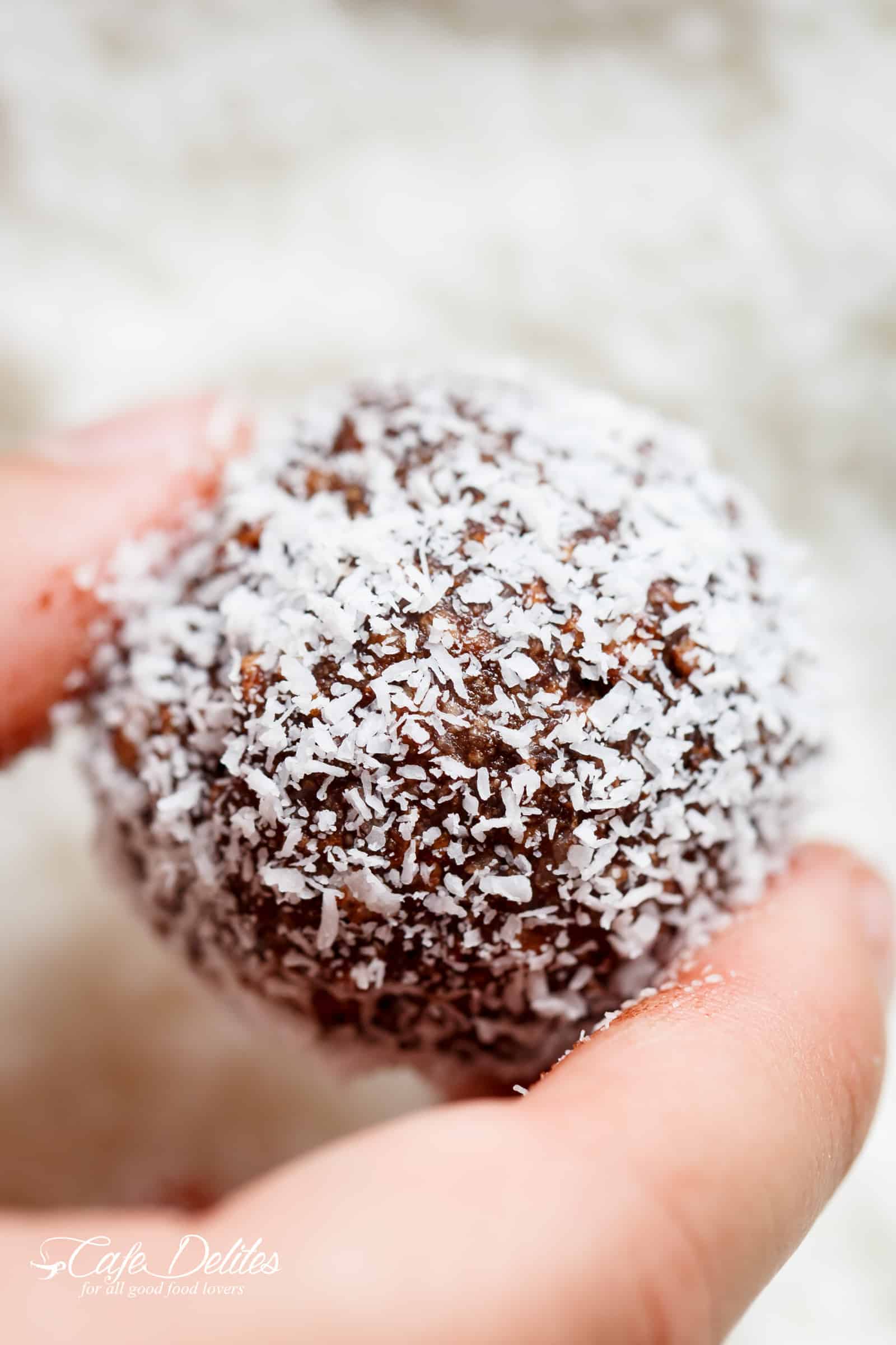 Rum Balls or Chocolate Coconut Balls for Christmas Cookie Exchange! | cafedelites.com