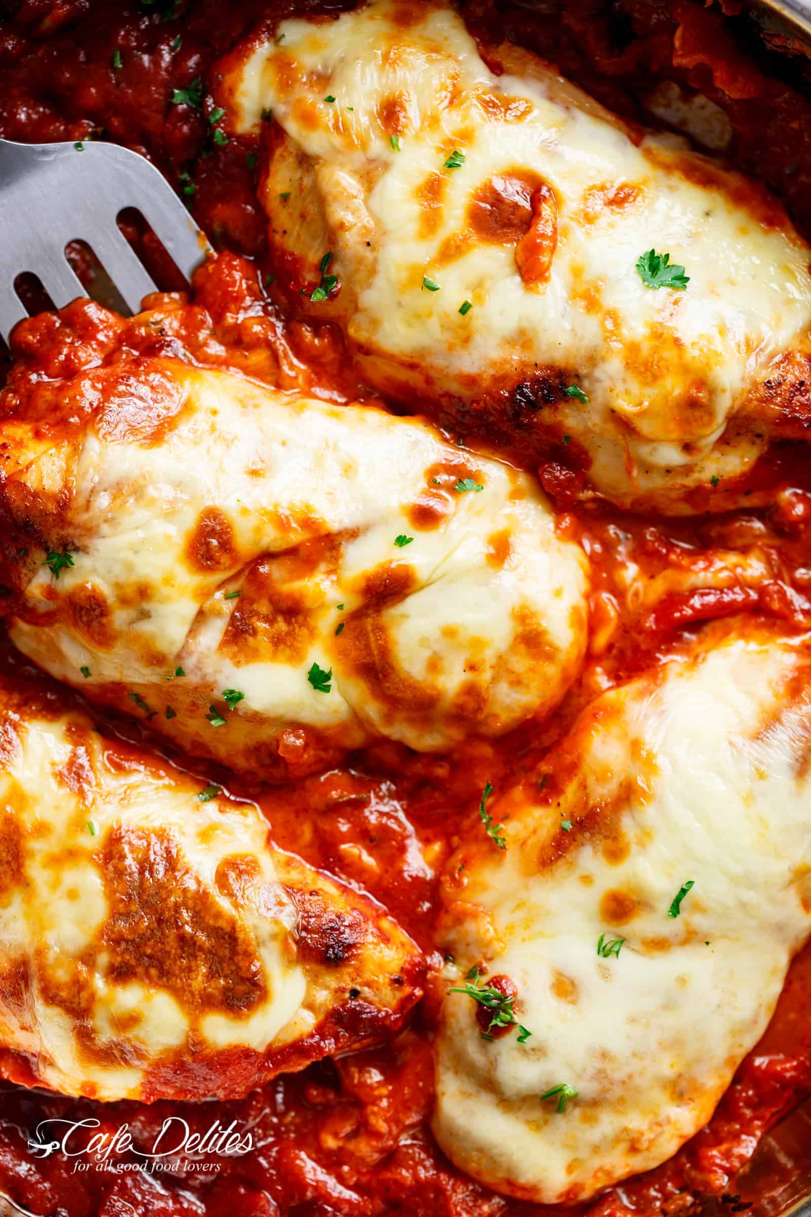 Easy-Mozzarella-Chicken | cafedelites.com