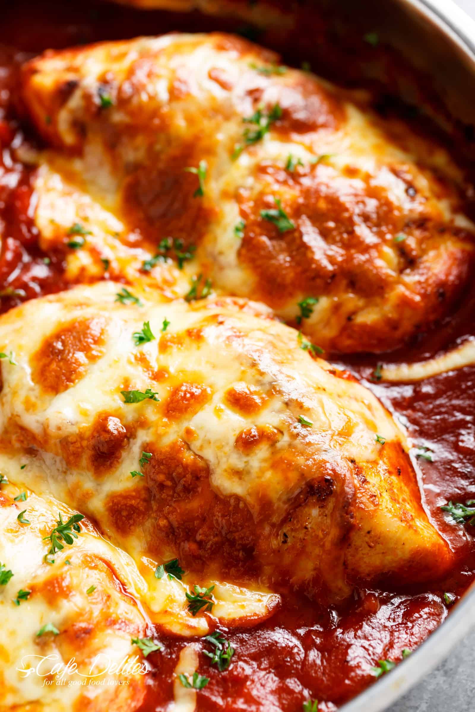 Easy-Mozzarella-Chicken | cafedelites.com