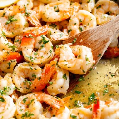 Garlic Butter Shrimp Scampi is so quick and easy Garlic Butter Shrimp Scampi