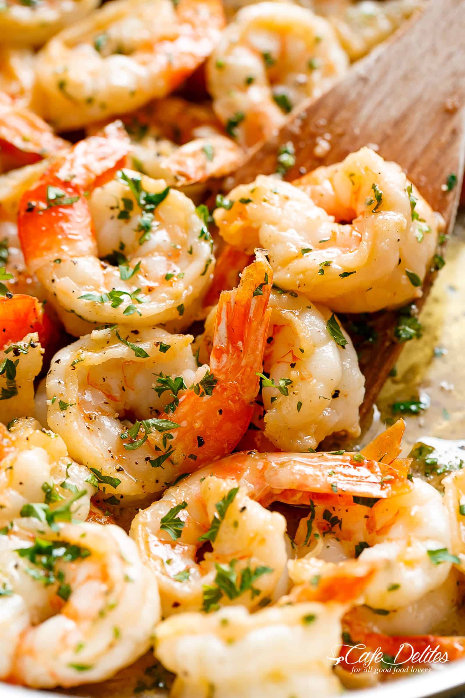 Garlic Butter Shrimp Scampi is so quick and easy with garlic buttery scampi sauce, a hint of white wine & lemon! Ready in less than 10 minutes! | cafedelites.com