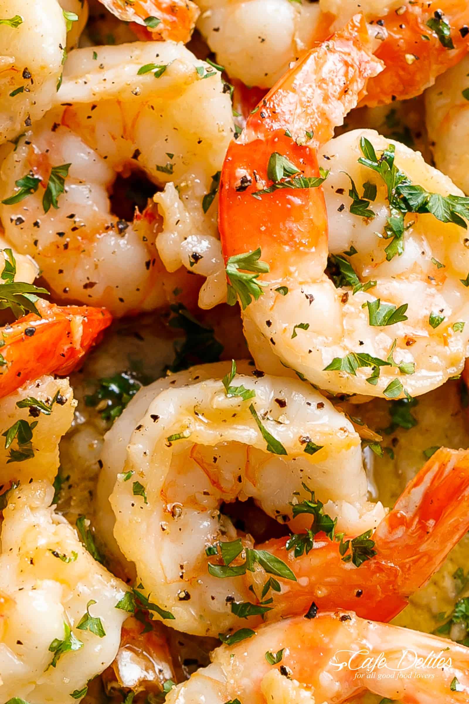 Garlic Butter Shrimp Scampi is so quick and easy Garlic Butter Shrimp Scampi