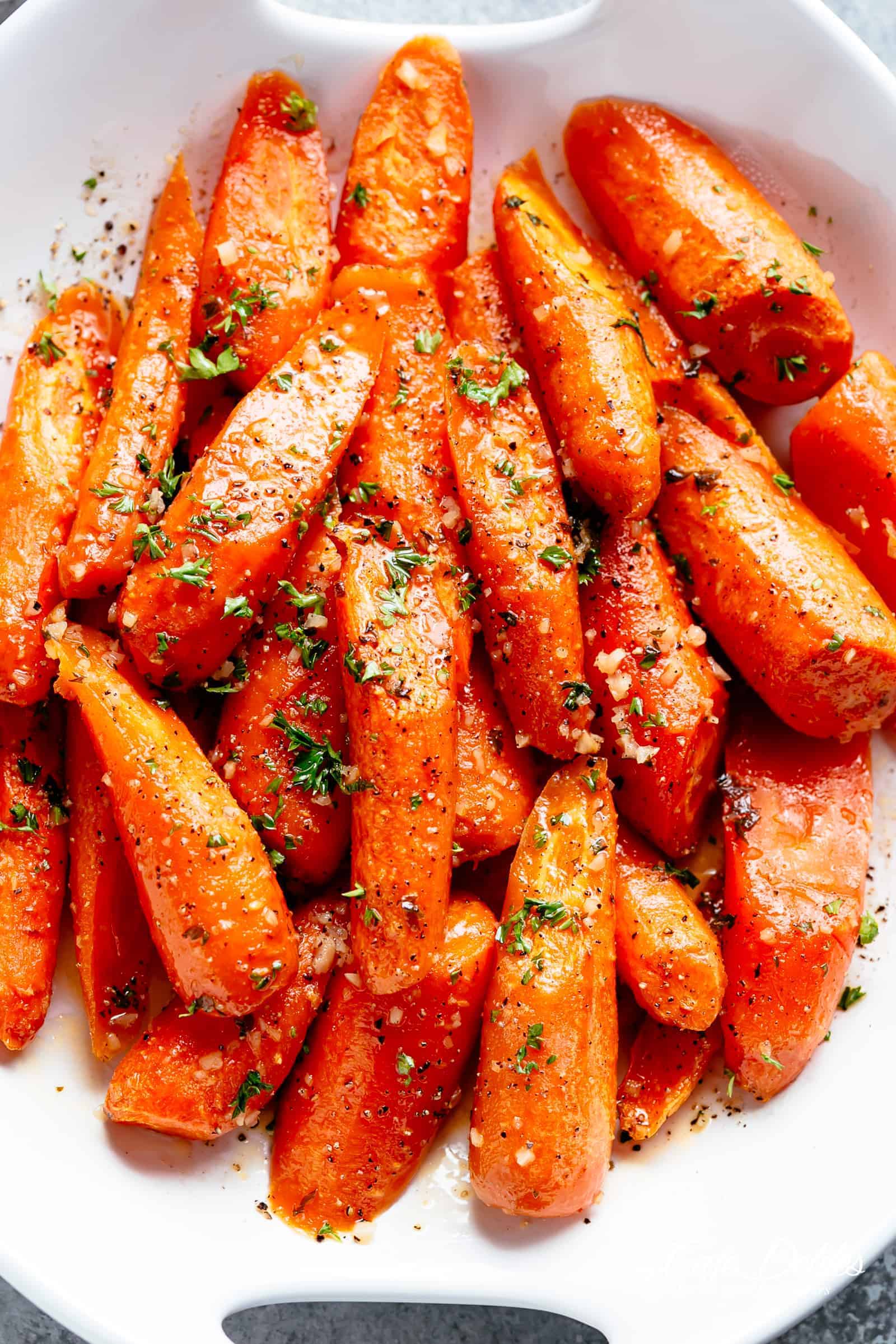 Honey Garlic Butter Roasted Carrots - Cafe Delites