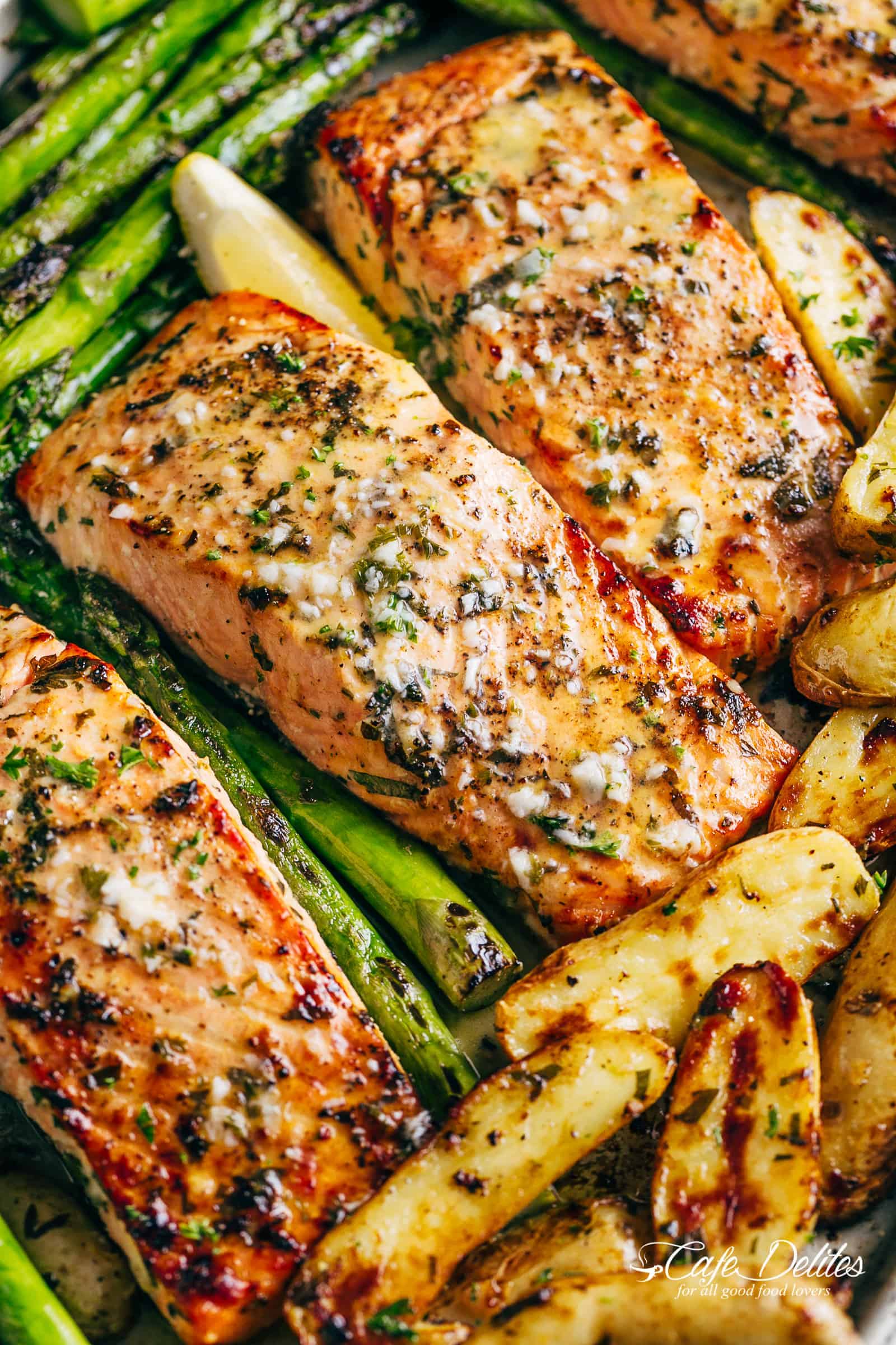 Garlic Butter Baked Salmon | cafedelites.com