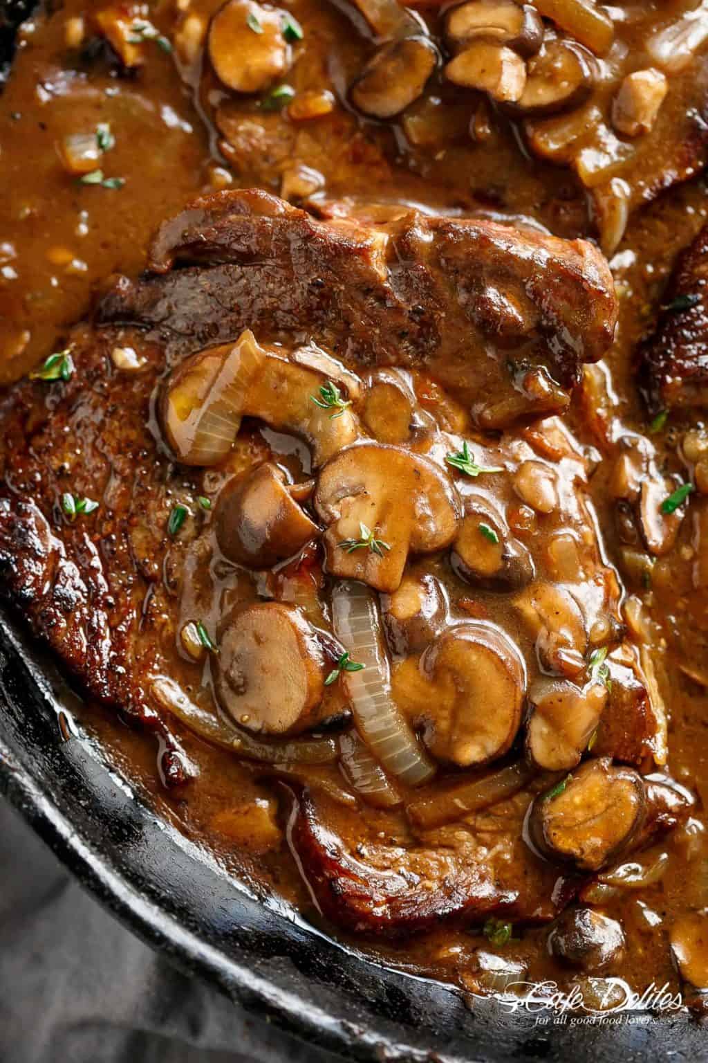 Steaks With Mushroom Gravy - Cafe Delites