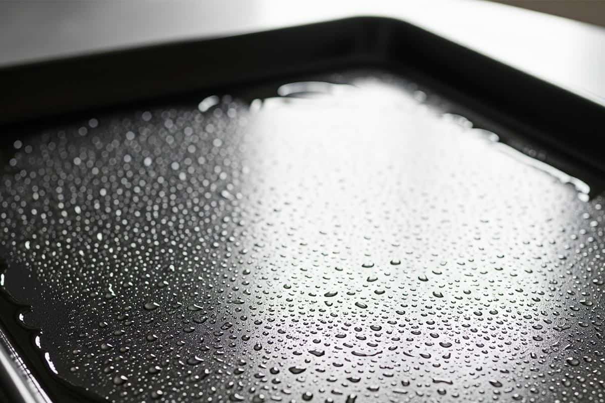 Lightly greased baking sheet.