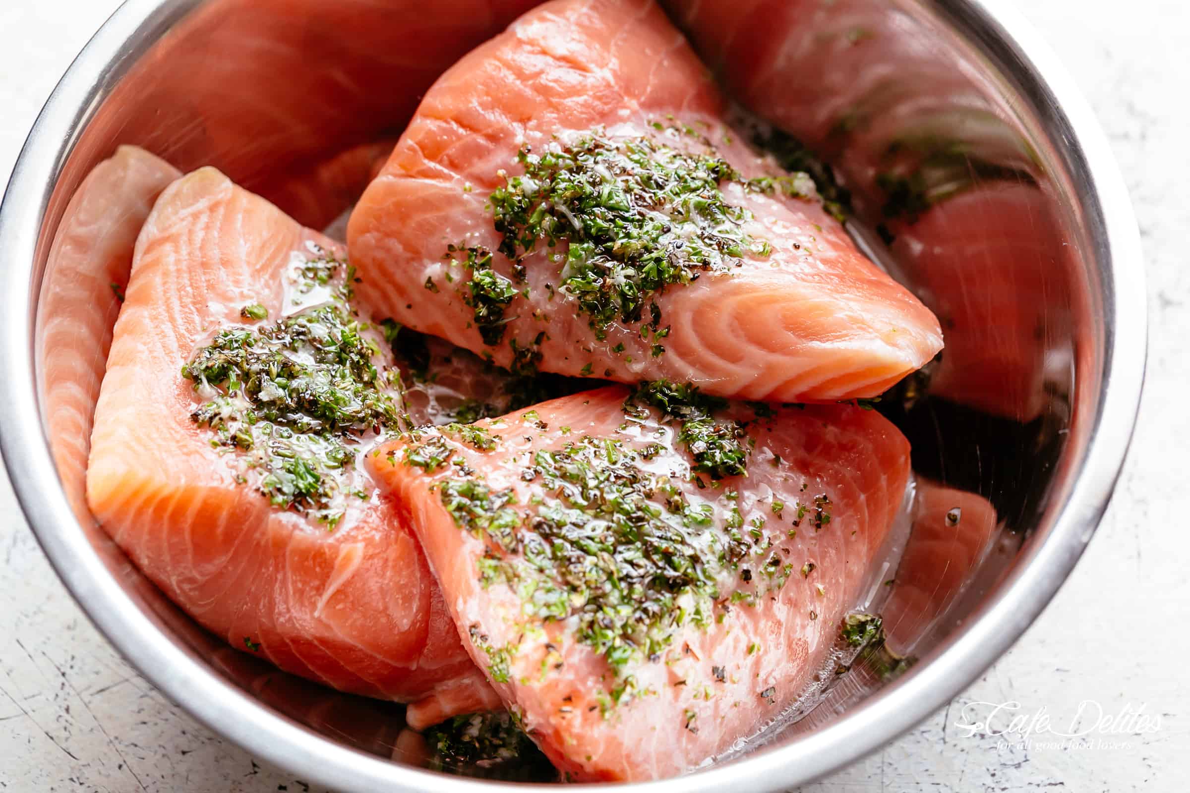 Lemon Herb Avocado Salmon Salad | cafedelites.com