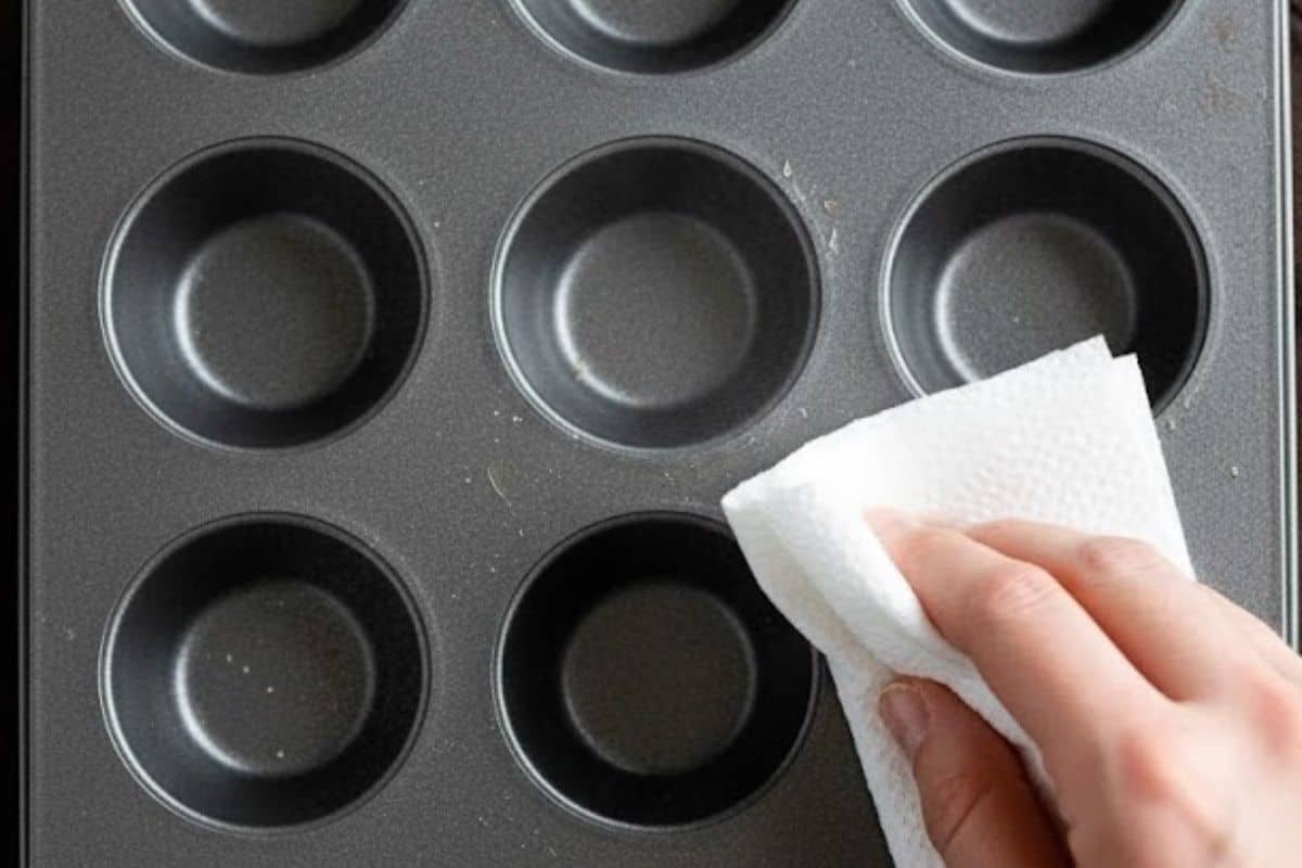 Set your oven to 350°F (175°C) and spray a 24-count mini muffin tray with cooking spray. Wipe away excess with a paper towel.
