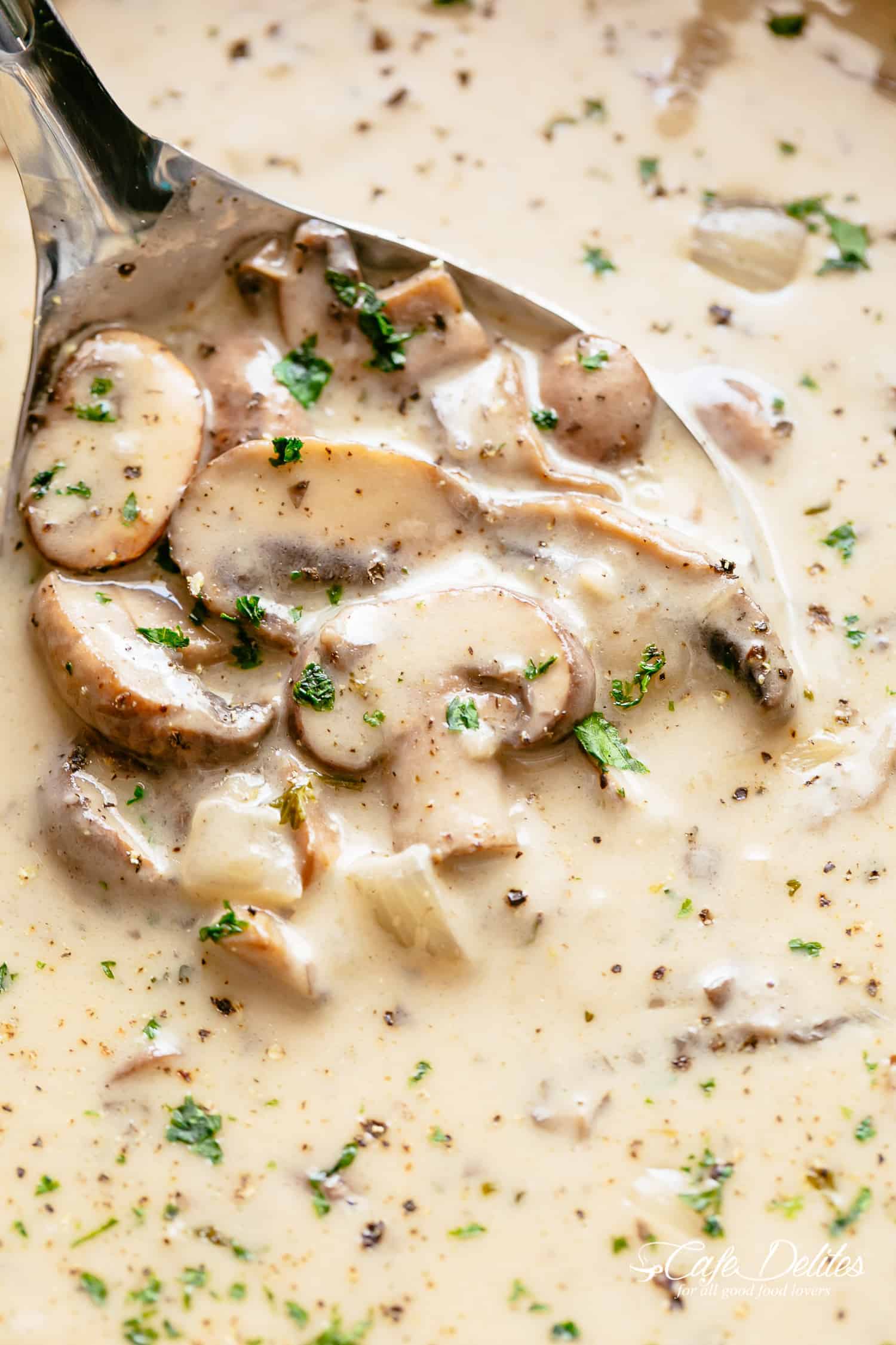Mushroom Soup ready and on your table in minutes. | cafedelites.com