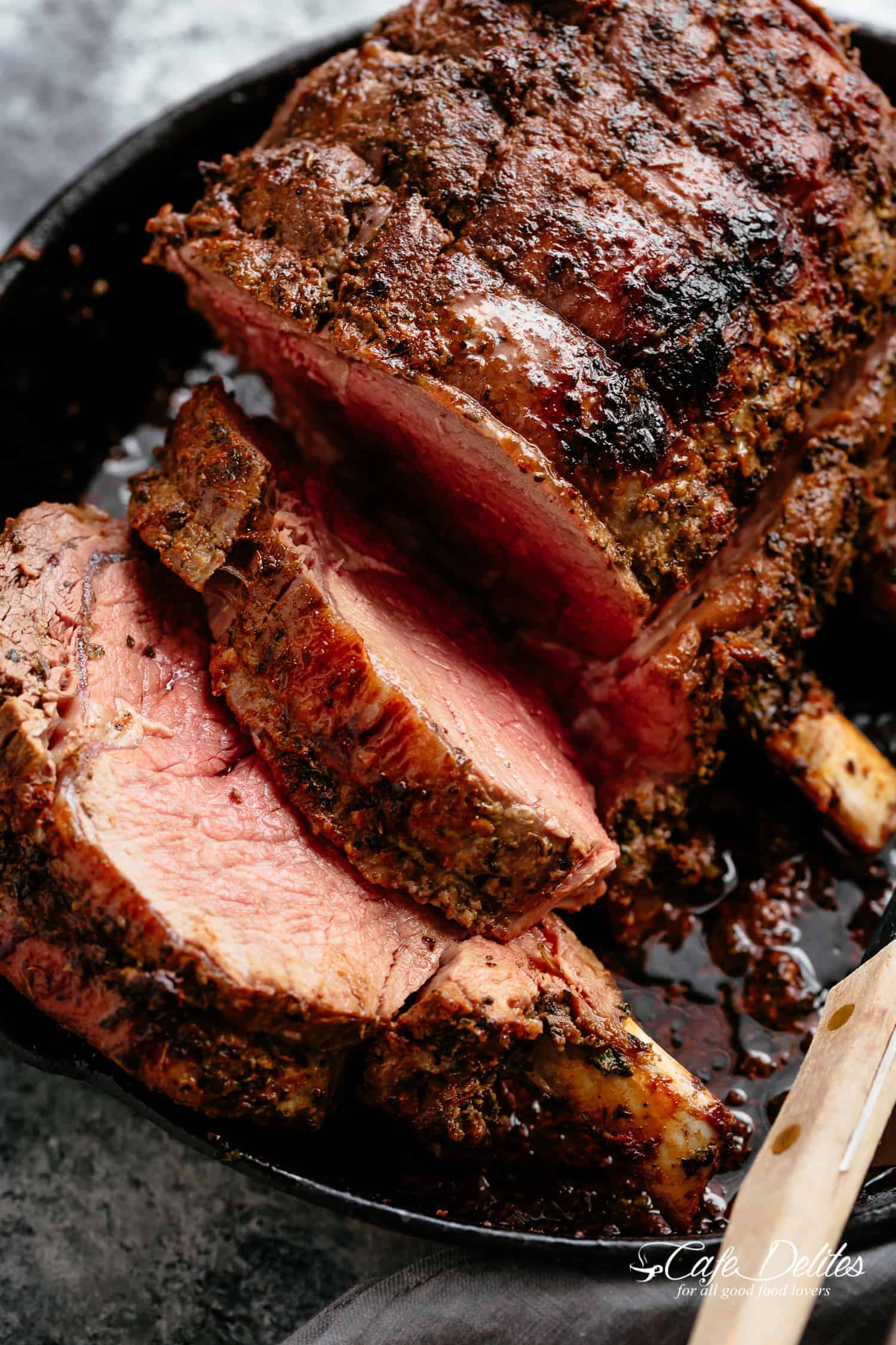 Perfect Prime Rib Roast Recipe & Cooking Tips