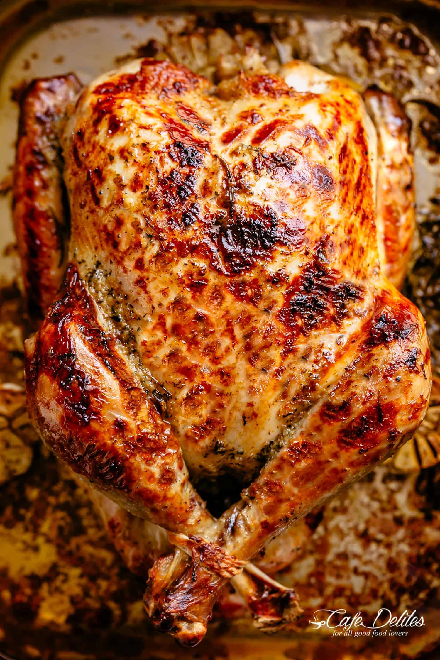 How to choose the best turkey roasting pan for the holidays (and