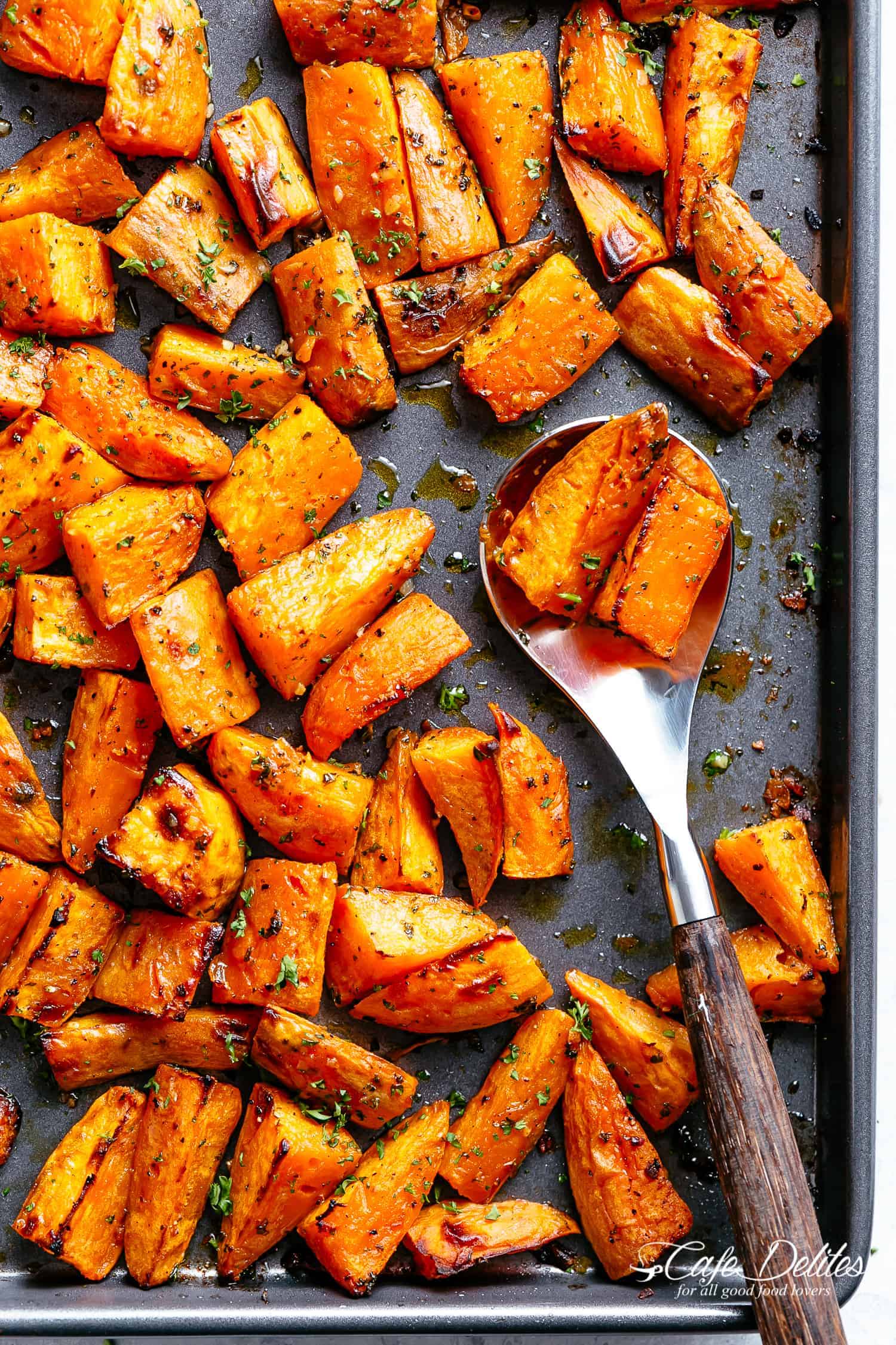 Roasted Sweet Potatoes | cafedelites.com