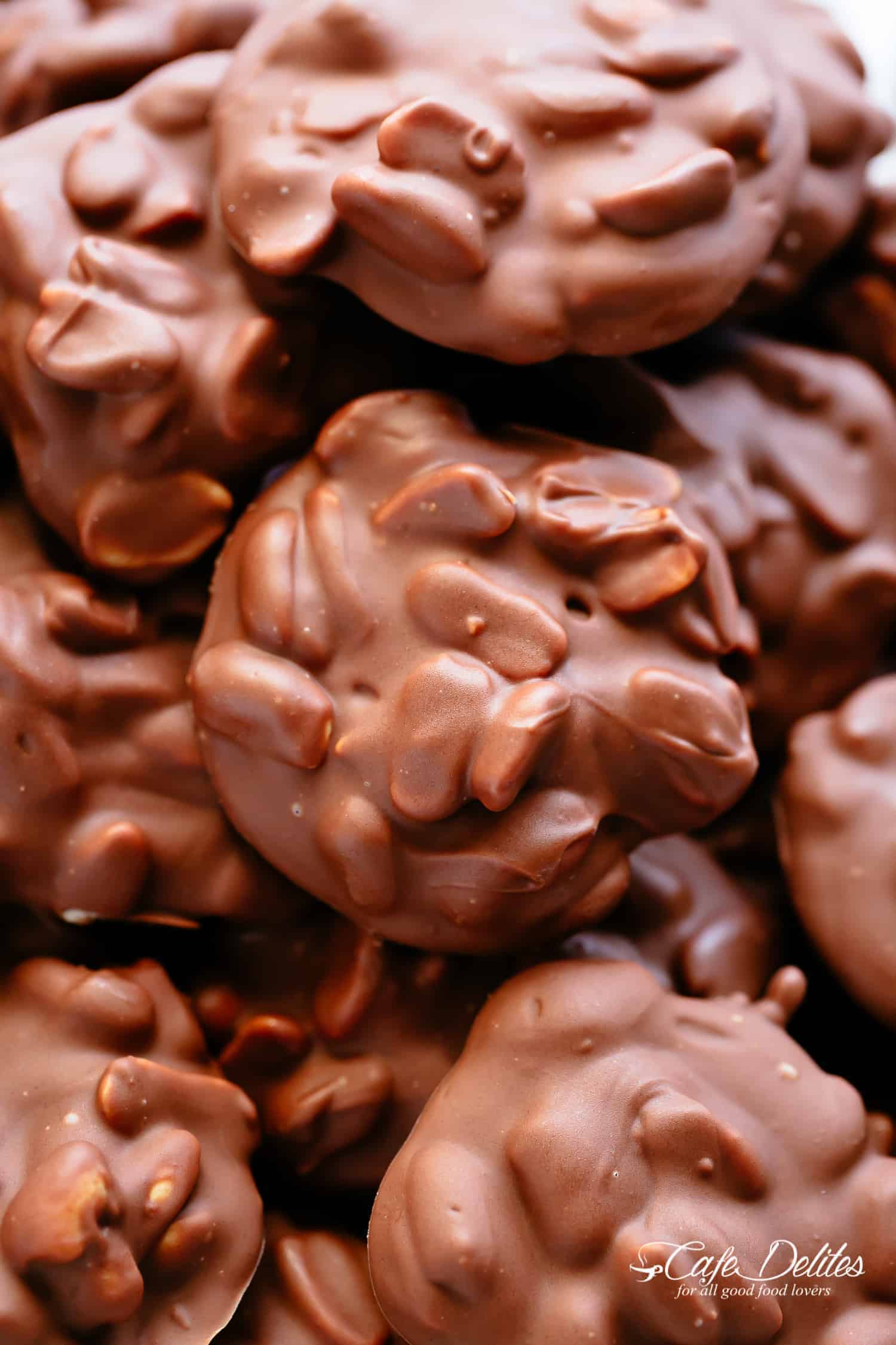 Chocolate Peanut Clusters - Cafe Delites