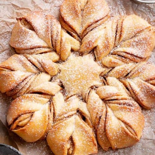 Star Christmas Bread coated with powdered sugar