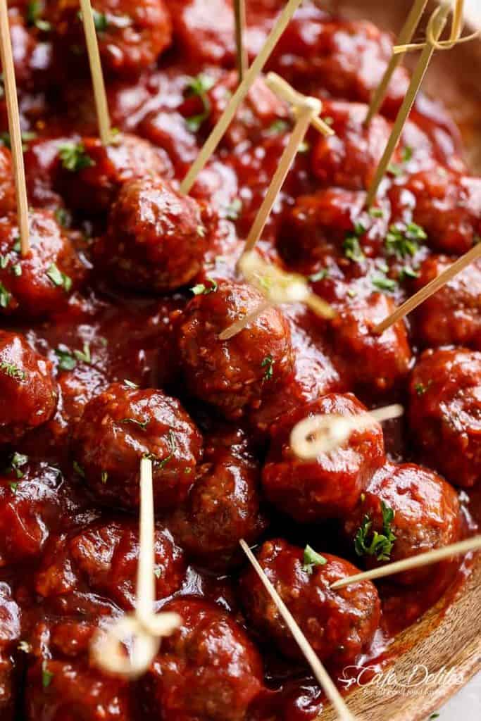  Game Day Recipes that will make your Super Bowl party the talk of the neighbourhood 25 Game Day Recipes