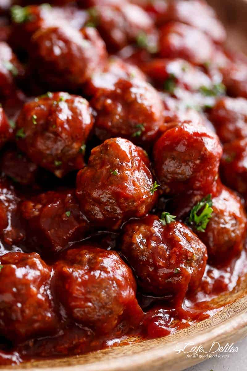 Cocktail Meatballs in a super easy sweet and sour sauce with a subtle kick of heat Cocktail Meatballs (Sweet and Sour Sauce)