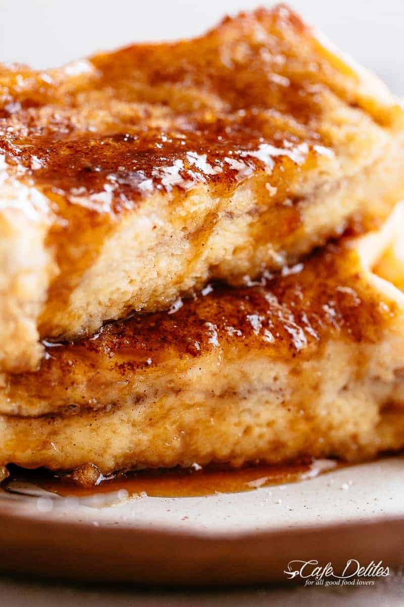 French Toast Casserole with cinnamon and brown sugar | cafedelites.com