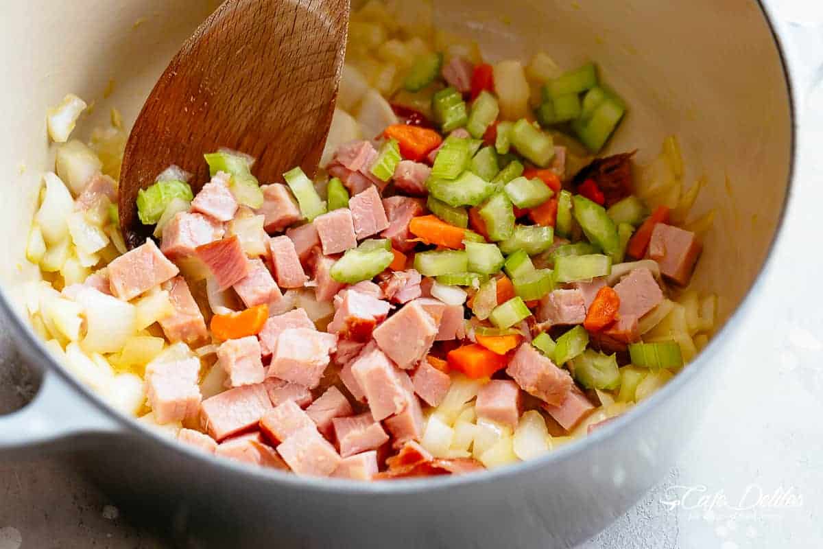 How To Make Ham and Potato Soup | cafedelites.com