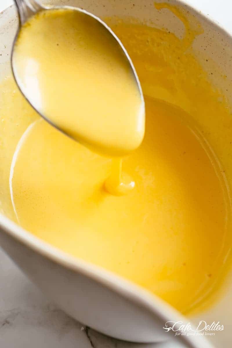 Hollandaise sauce made easy in a blender with egg yolks, butter and lemon juice! For breakfast, brunch, lunch or dinner! | cafedelites.com