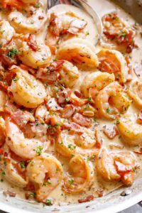 Carbonara Shrimp Alfredo with Bacon - Cafe Delites