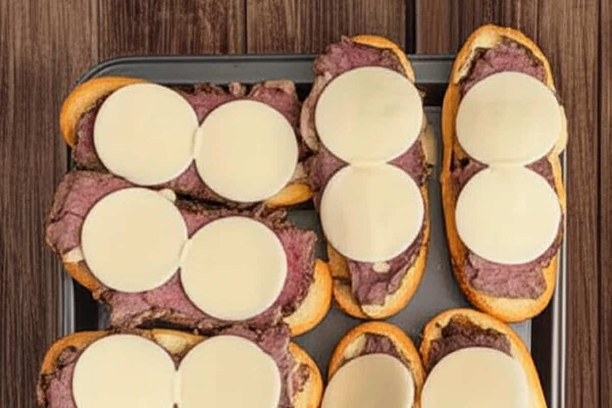 Rolls with beef and cheese.